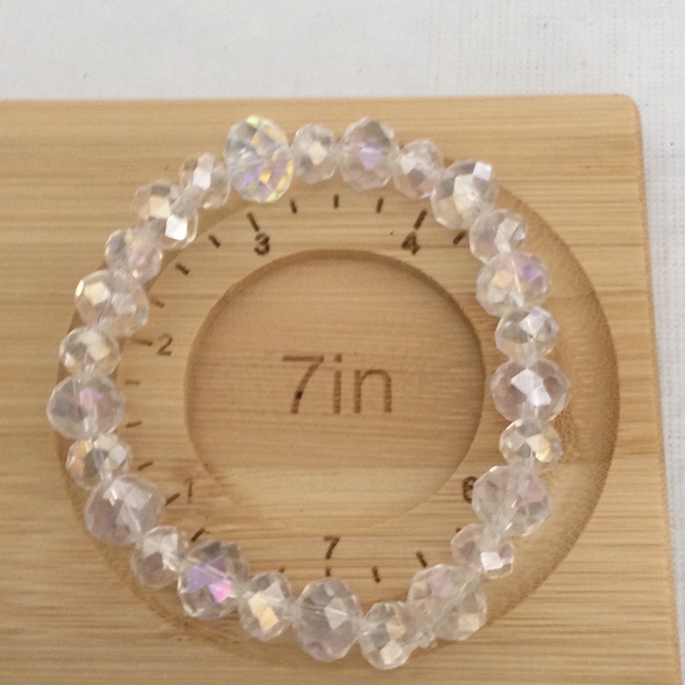 Elegant Crystal Beaded Bracelet NWOT *